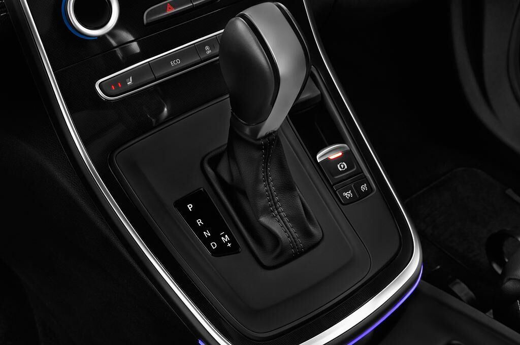 Renault Grand Scenic (Baujahr 2017) Bose Edition 5 Türen Schalthebel