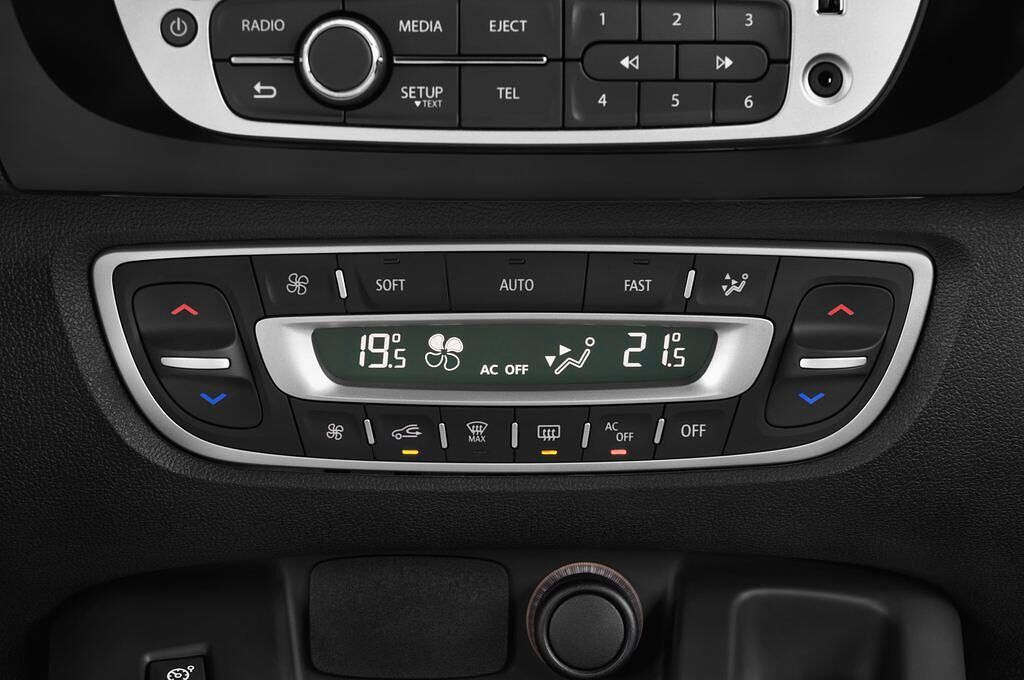 Renault Grand Modus (Baujahr 2010) Dynamique 5 Türen Temperatur und Klimaanlage