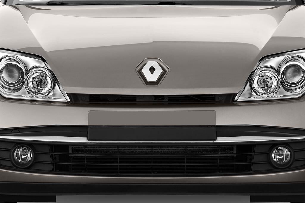 Renault Laguna (Baujahr 2010) Privilï¿½ge 5 Türen Kühlergrill und Scheinwerfer