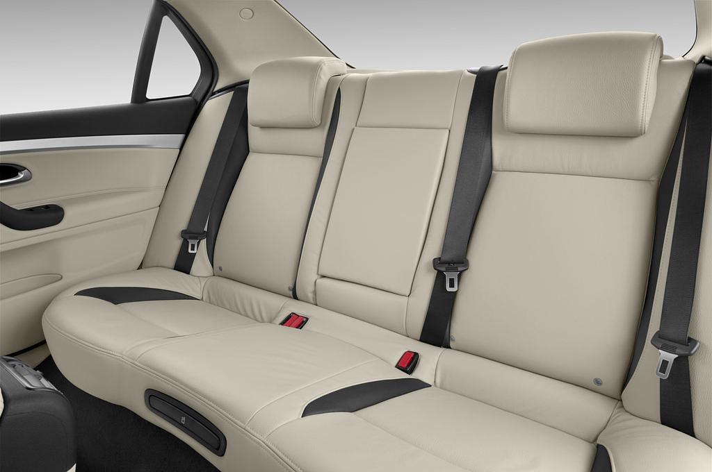 Saab 93 (Baujahr 2010) Vector 4 Türen Rücksitze