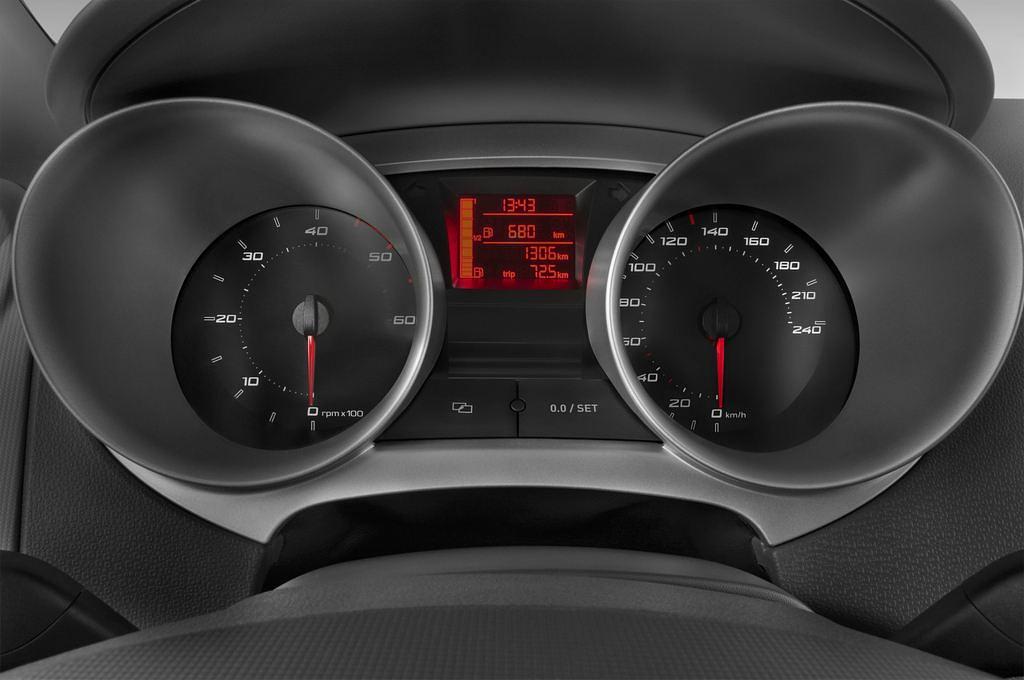 SEAT Ibiza (Baujahr 2011) Good Stuff 5 Türen Tacho und Fahrerinstrumente