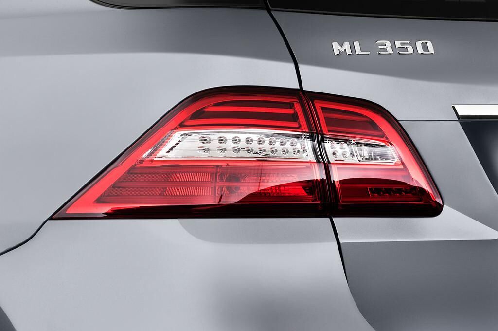 Mercedes M-Class (Baujahr 2012) - 5 Türen Rücklicht