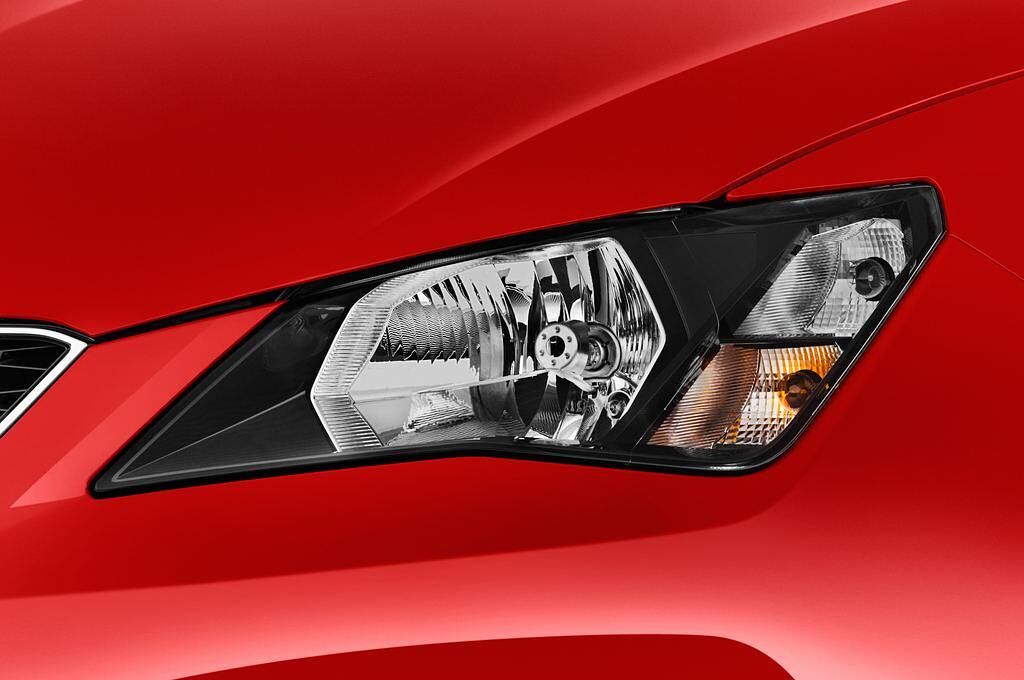 SEAT Ibiza (Baujahr 2016) Style 5 Türen Scheinwerfer