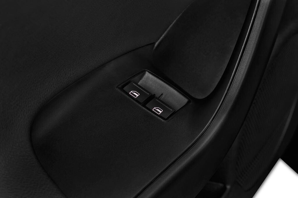 SEAT Ibiza Cupra (Baujahr 2017) Cupra 3 Türen Bedienungselemente Tür