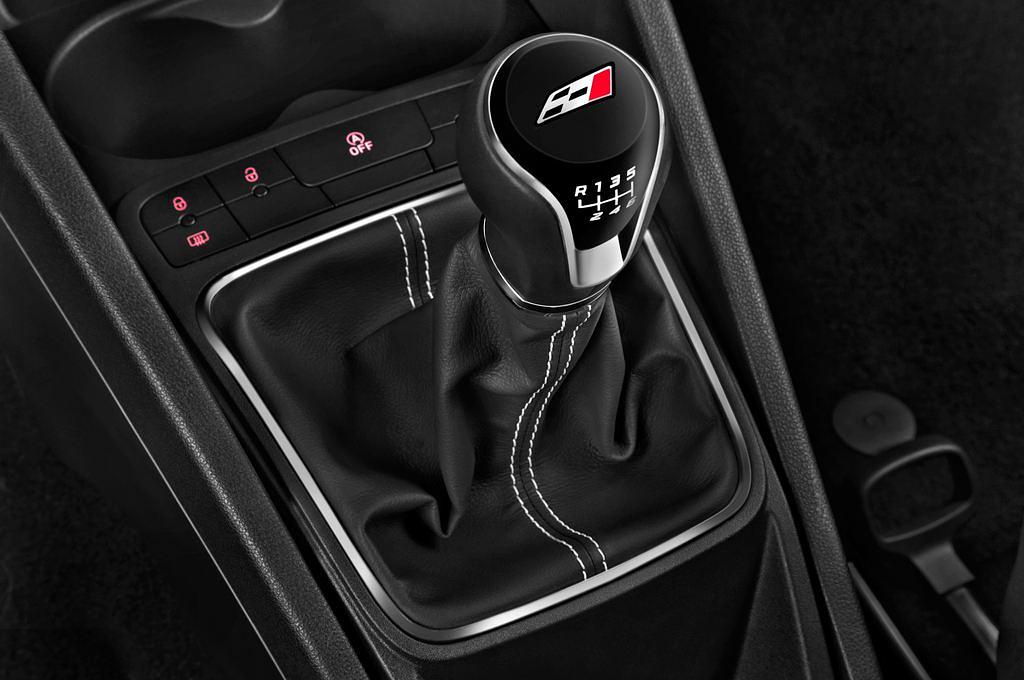 SEAT Ibiza Cupra (Baujahr 2017) Cupra 3 Türen Schalthebel