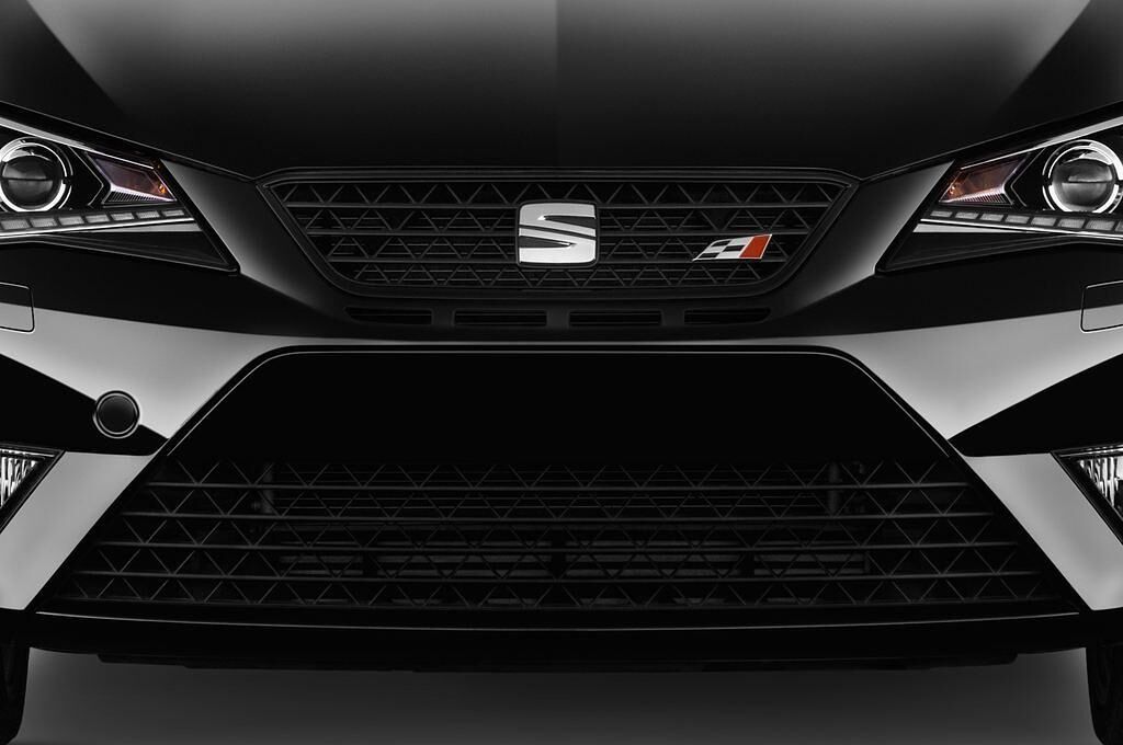 SEAT Ibiza Cupra (Baujahr 2017) Cupra 3 Türen Kühlergrill und Scheinwerfer
