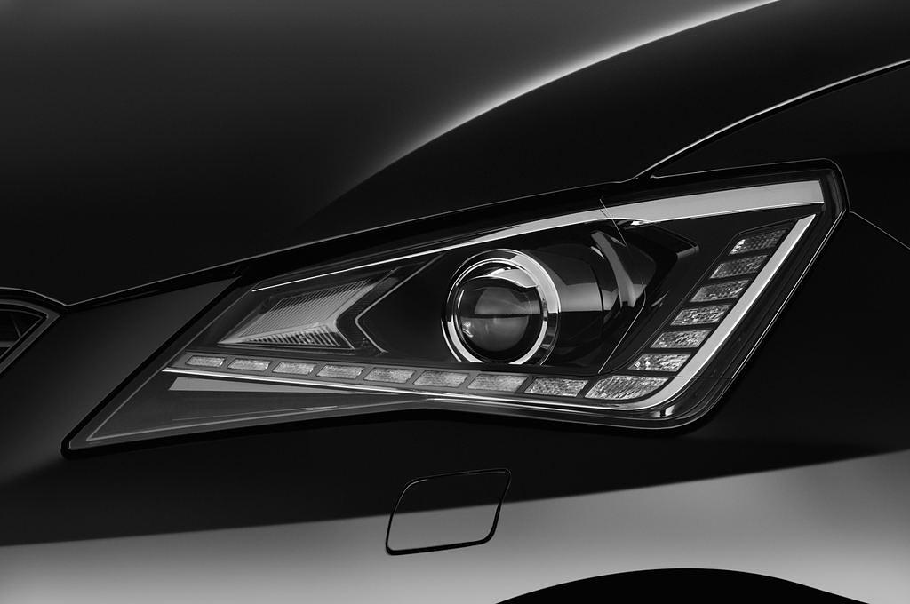 SEAT Ibiza Cupra (Baujahr 2017) Cupra 3 Türen Scheinwerfer