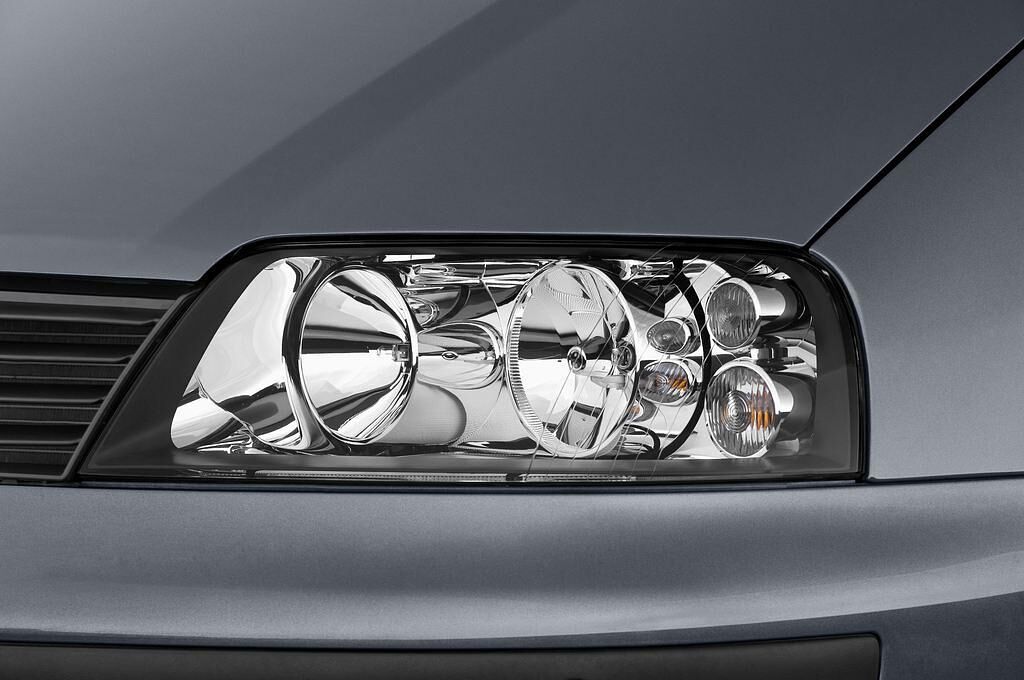 SEAT Alhambra (Baujahr 2010) Style 5 Türen Scheinwerfer