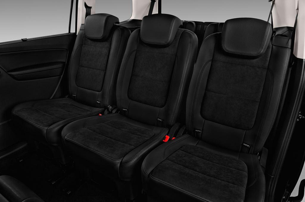 SEAT Alhambra (Baujahr 2016) Style Plus 5 Türen Rücksitze