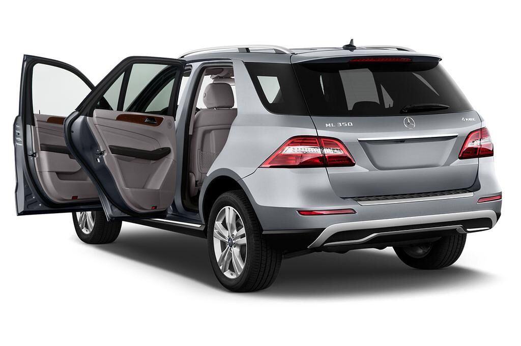 Mercedes M-Class (Baujahr 2012) - 5 Türen Tür geöffnet