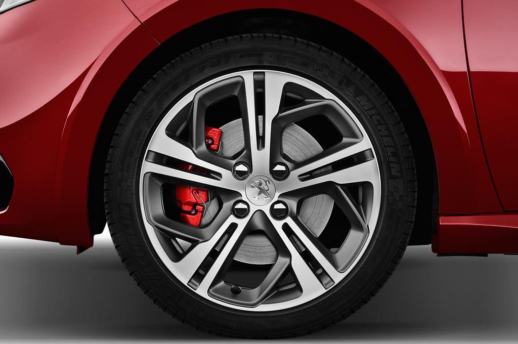 Peugeot 208 (Baujahr 2015) GTI 3 Türen Reifen und Felge