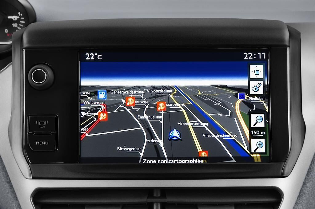 Peugeot 208 (Baujahr 2012) Allure 5 Türen Radio und Infotainmentsystem