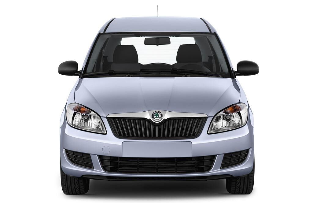 Skoda Roomster (Baujahr 2013) Active 5 Türen Frontansicht