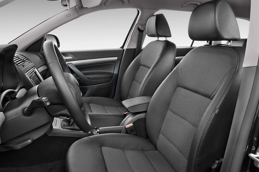 Skoda Octavia (Baujahr 2011) Elegance 5 Türen Vordersitze