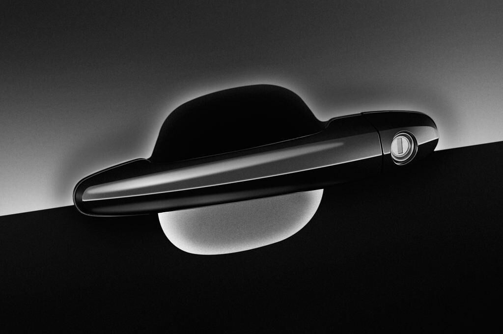 Ssangyong Korando (Baujahr 2014) Sapphire 5 Türen Türgriff