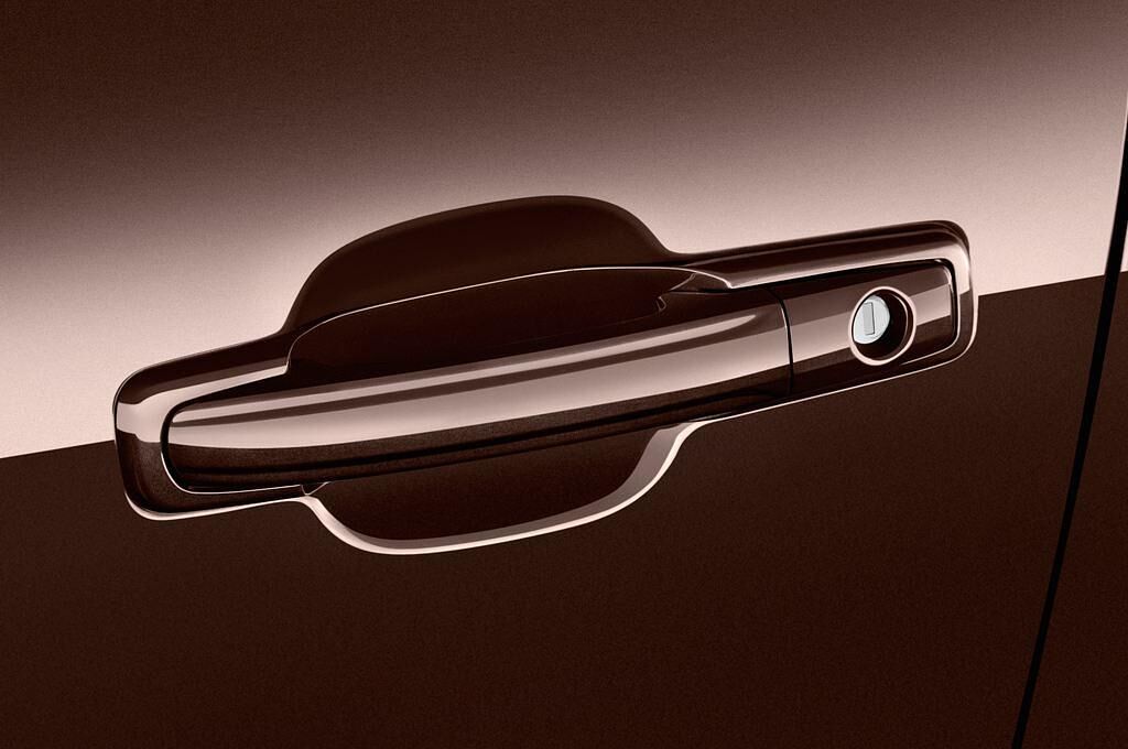 Ssangyong Rexton W (Baujahr 2013) Sapphire 5 Türen Türgriff