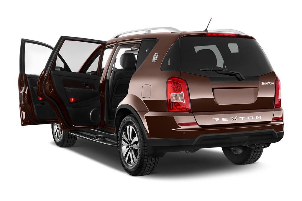Ssangyong Rexton W (Baujahr 2013) Sapphire 5 Türen Tür geöffnet