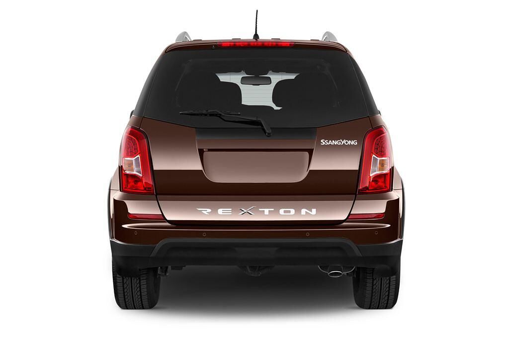 Ssangyong Rexton W (Baujahr 2013) Sapphire 5 Türen Heckansicht