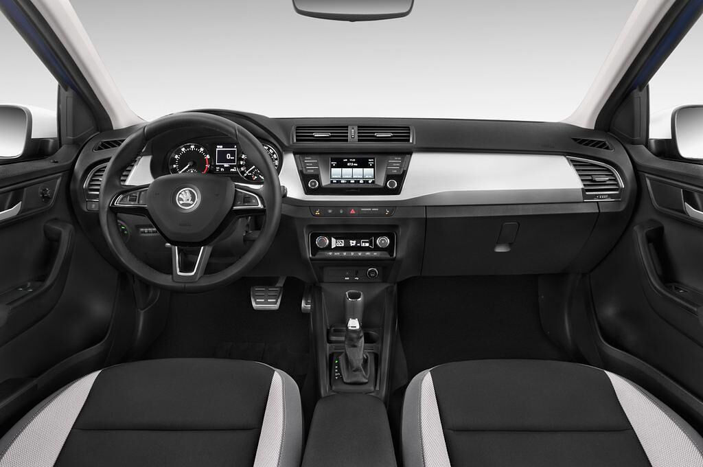 Skoda Fabia (Baujahr 2015) Ambition 5 Türen Cockpit und Innenraum