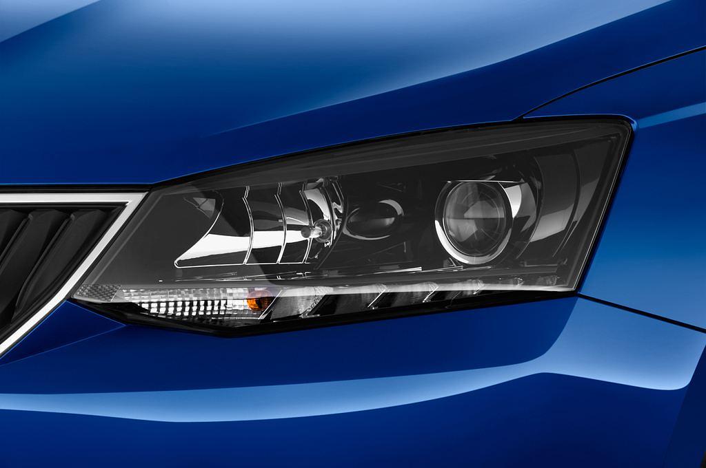 Skoda Fabia (Baujahr 2015) Ambition 5 Türen Scheinwerfer