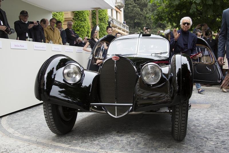 Ralph Lauren mit seinem Bugatti 57SC Atlantic aus dem Jahr 1938