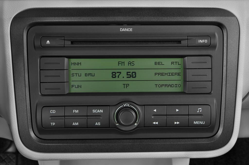 Skoda Fabia (Baujahr 2009) Elegance 5 Türen Radio und Infotainmentsystem