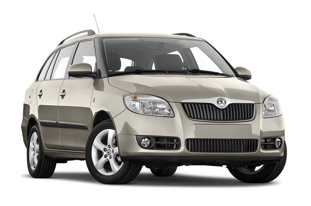 Skoda Fabia (Baujahr 2009) Elegance 5 Türen seitlich vorne mit Felge