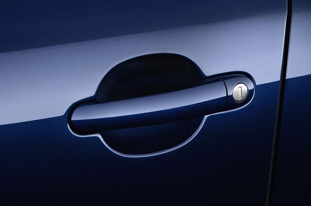 Skoda Fabia (Baujahr 2013) Elegance 5 Türen Türgriff