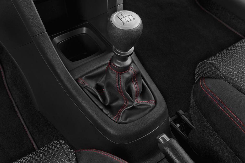 Suzuki Swift (Baujahr 2010) Sport 3 Türen Schalthebel