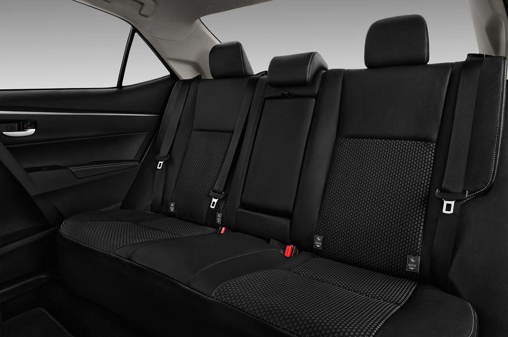 Toyota Corolla (Baujahr 2017) Comfort 4 Türen Rücksitze