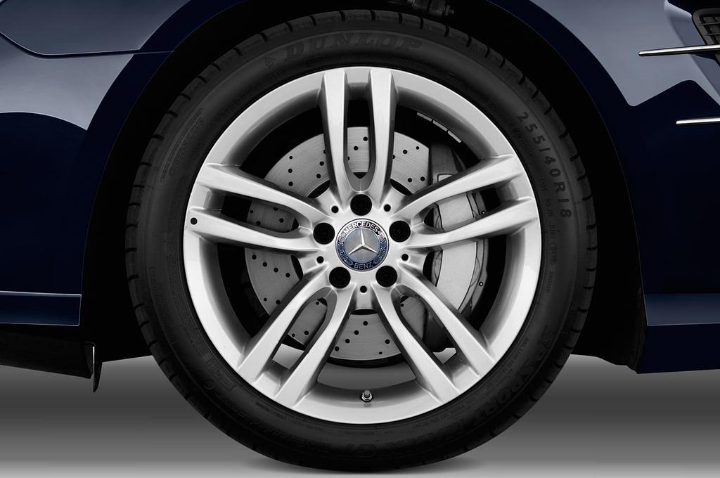 Mercedes SL-Class (Baujahr 2012) SL 500 2 Türen Reifen und Felge