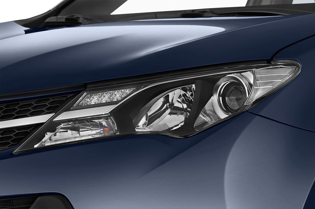 Toyota RAV4 (Baujahr 2015) Comfort 5 Türen Scheinwerfer