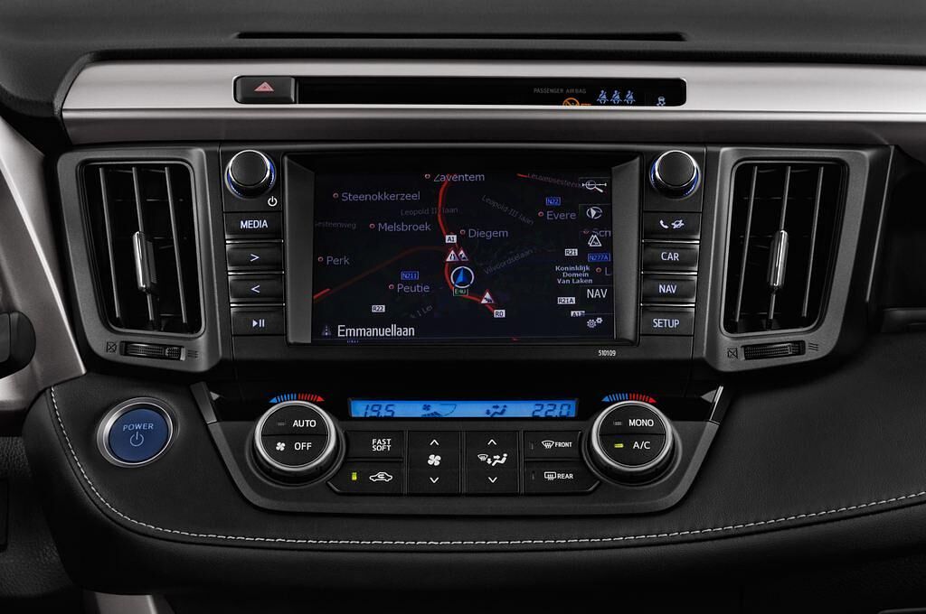 Toyota RAV4 (Baujahr 2016) Executive 5 Türen Mittelkonsole