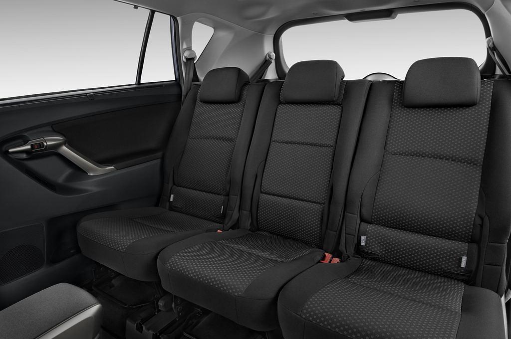 Toyota Verso (Baujahr 2010) Executive 5 Türen Rücksitze