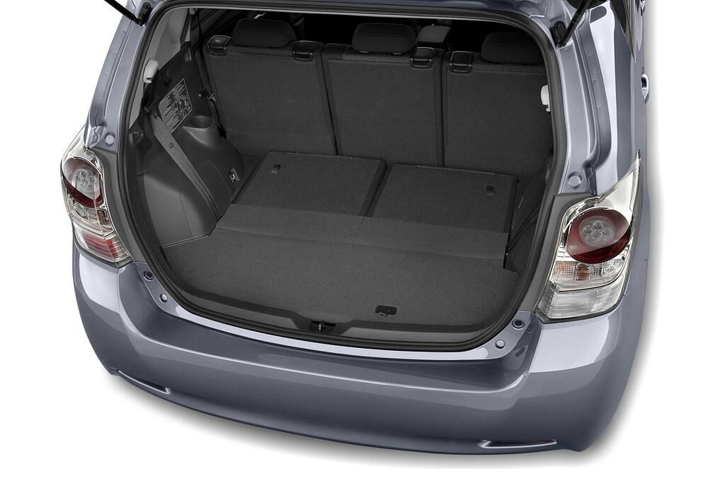 Toyota Verso (Baujahr 2010) Executive 5 Türen Kofferraum