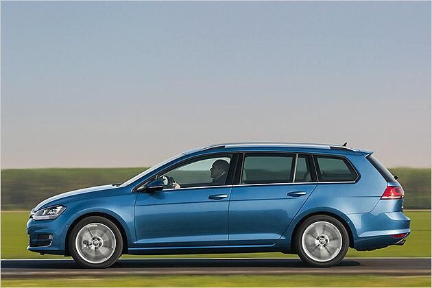 Der Kombi ist 4,56 Meter lang, das sind rund 30 Zentimeter mehr gegenüber dem Fünftürer