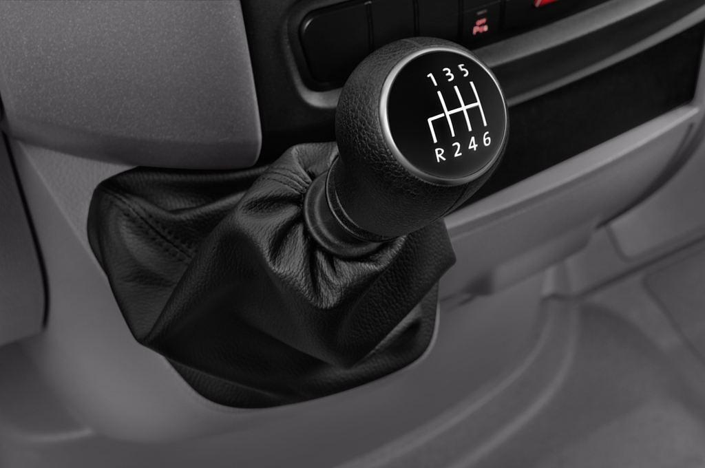 Volkswagen Crafter (Baujahr 2014) L3H2 4 Türen Schalthebel