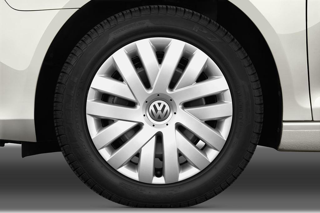 Volkswagen Golf (Baujahr 2011) Trendline 5 Türen Reifen und Felge