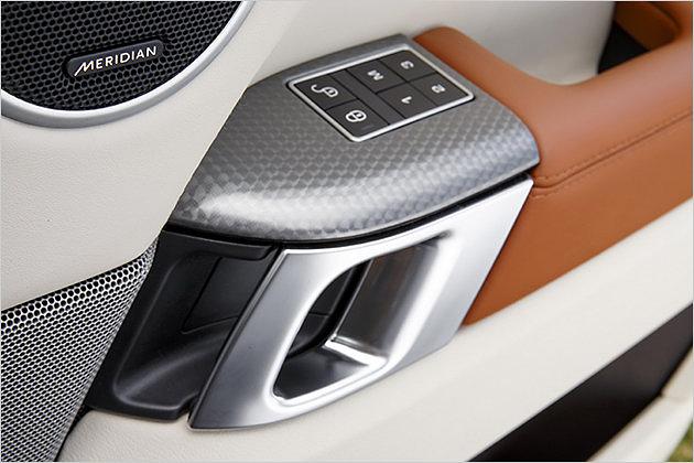 Massive Türöffner liegen gut in der Hand