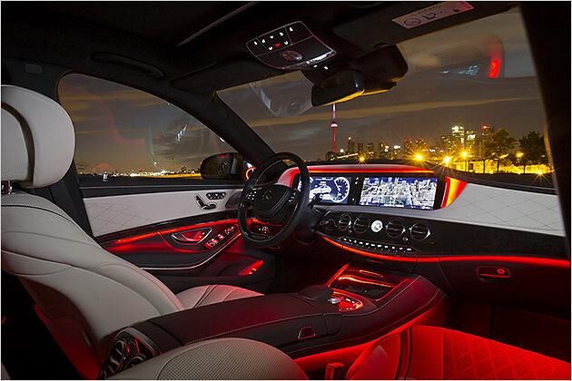 Wem es gefällt: Das Ambiente-Licht bietet verschiedene Farbeinstellungen