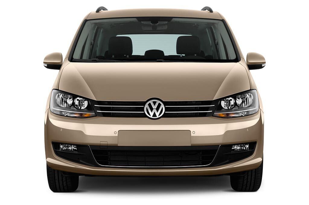 Volkswagen Sharan (Baujahr 2016) Confortline 5 Türen Frontansicht