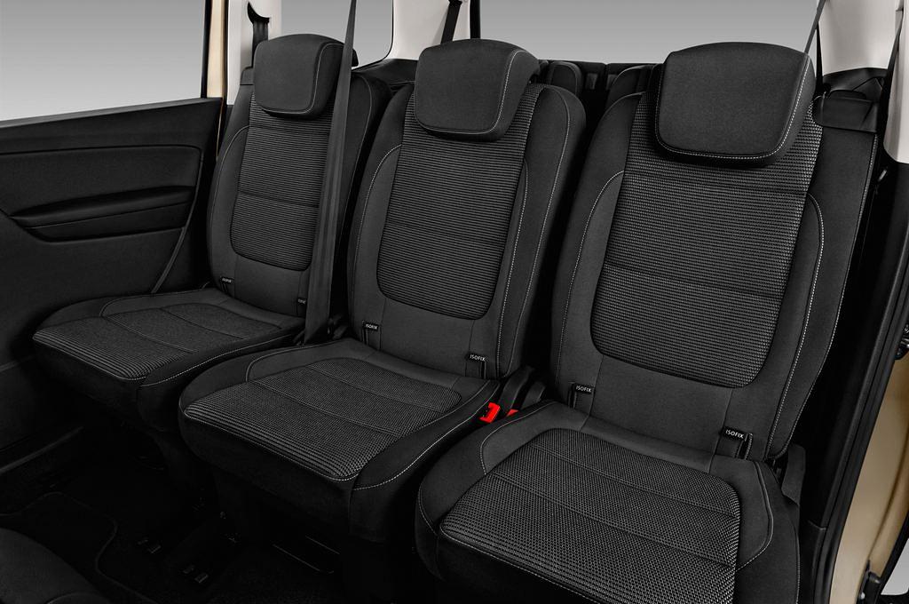 Volkswagen Sharan (Baujahr 2016) Confortline 5 Türen Rücksitze