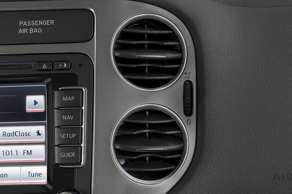 Volkswagen Tiguan (Baujahr 2011) Sport & Style 5 Türen Lüftung