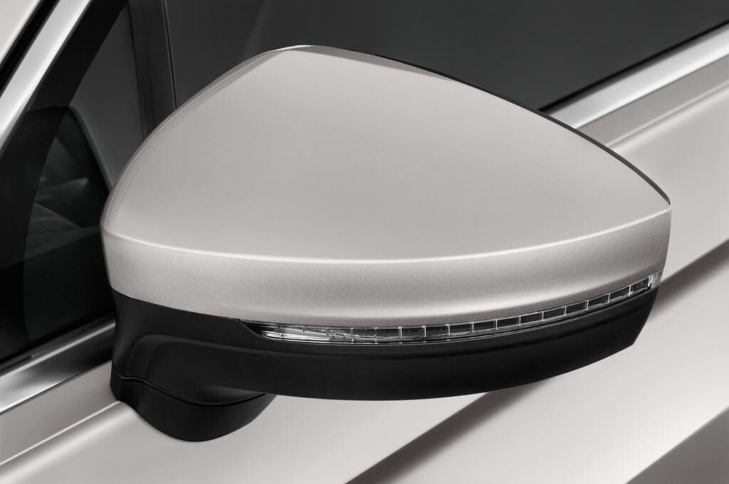 Volkswagen Tiguan (Baujahr 2017) Comfortline 5 Türen Außenspiegel