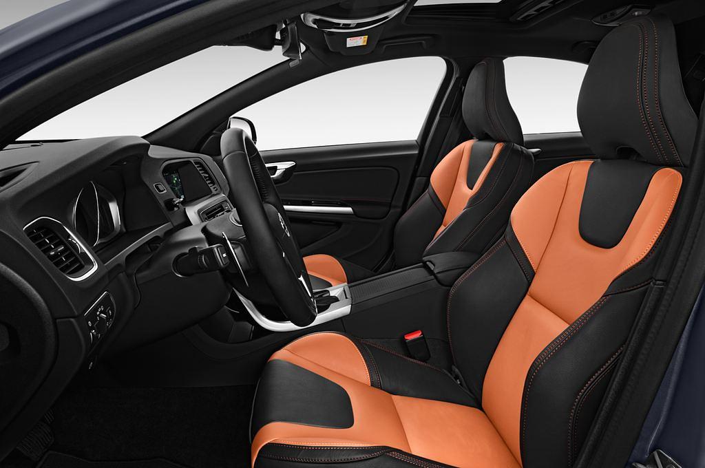 Volvo S60 Cross Country (Baujahr 2017) Summum 4 Türen Vordersitze