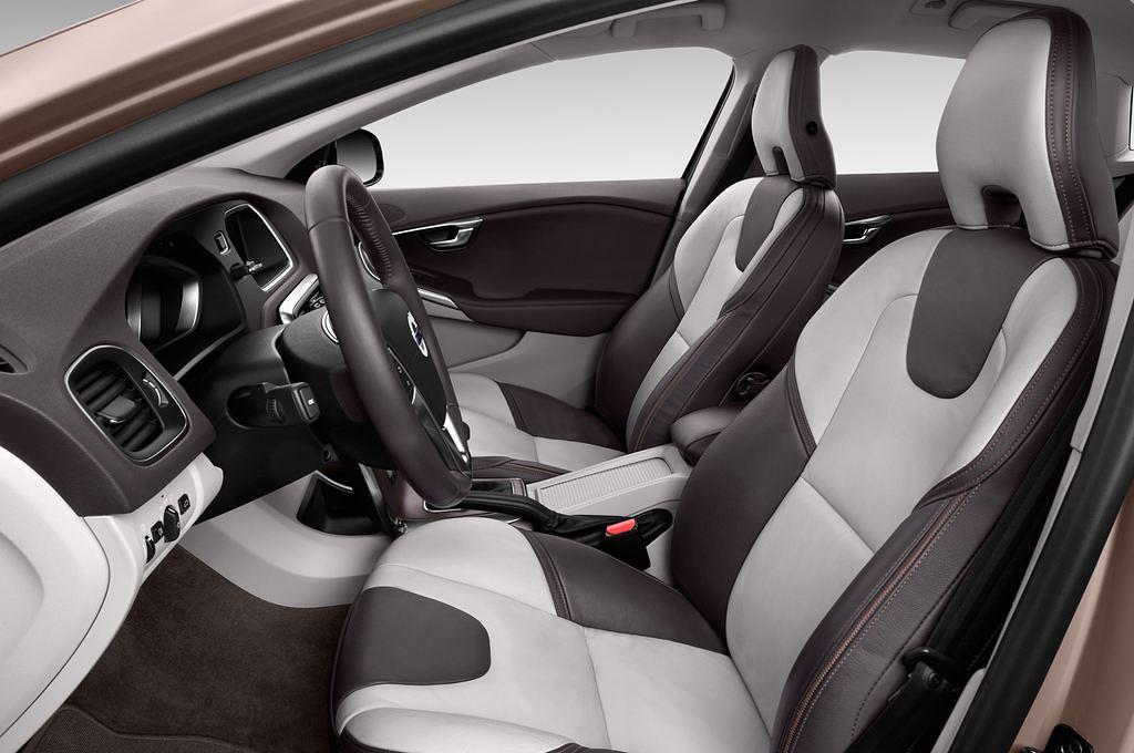 Volvo V40 Cross Country (Baujahr 2014) Summum 5 Türen Vordersitze