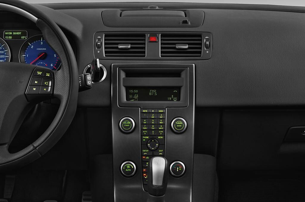 Volvo C30 (Baujahr 2012) R-Design 3 Türen Mittelkonsole