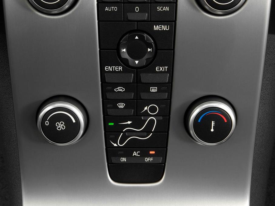 Volvo V50 (Baujahr 2010) Momentum 5 Türen Temperatur und Klimaanlage