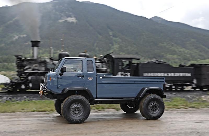 Der Radstand des Jeep Mighty Forward Control beträgt 2,97 Meter