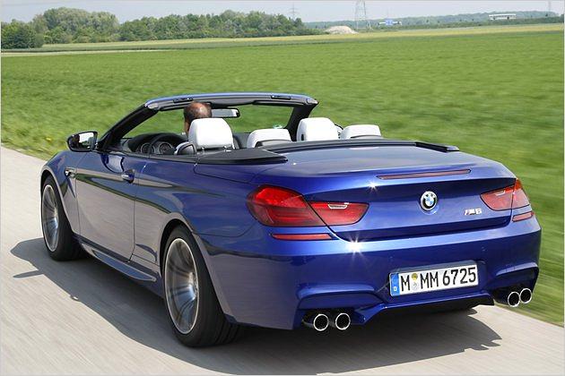 Die beiden Doppelendrohre sind ein typisches Erkennungsmerkmal von M-BMWs